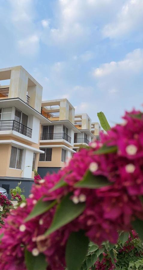 Royal Meadows - Igatpuri Bungalow C Eksteriør billede