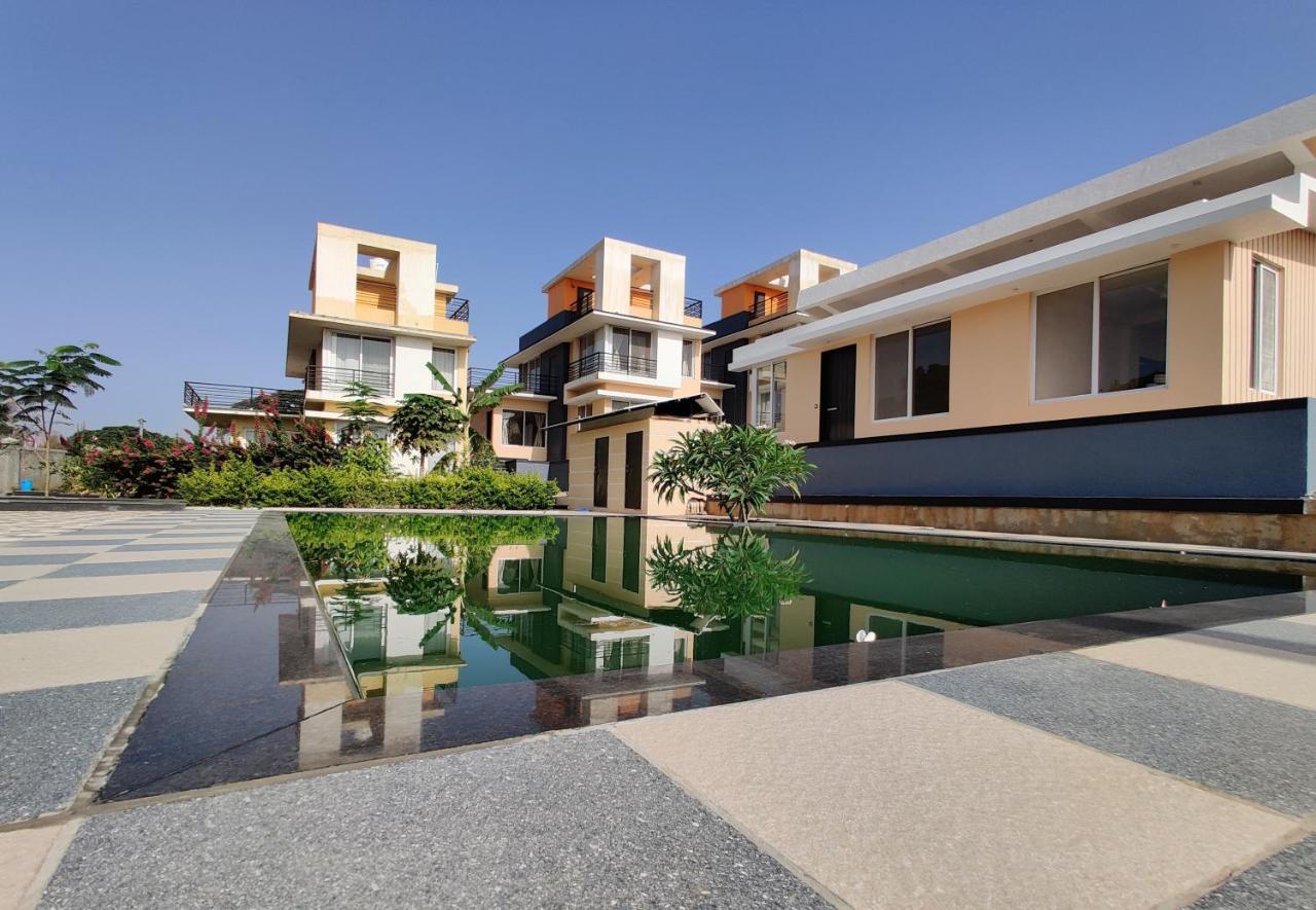 Royal Meadows - Igatpuri Bungalow C Eksteriør billede