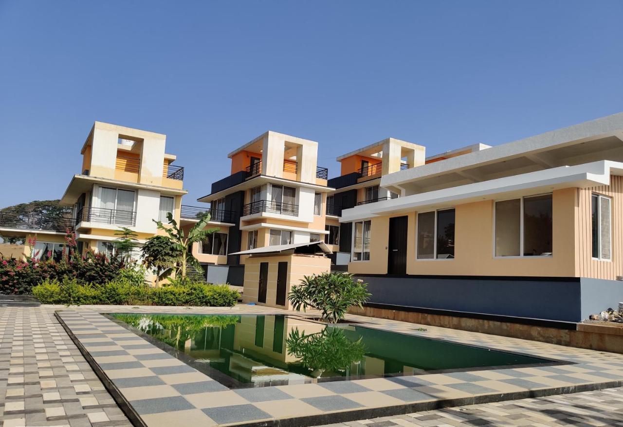 Royal Meadows - Igatpuri Bungalow C Eksteriør billede
