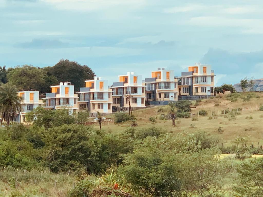 Royal Meadows - Igatpuri Bungalow C Eksteriør billede