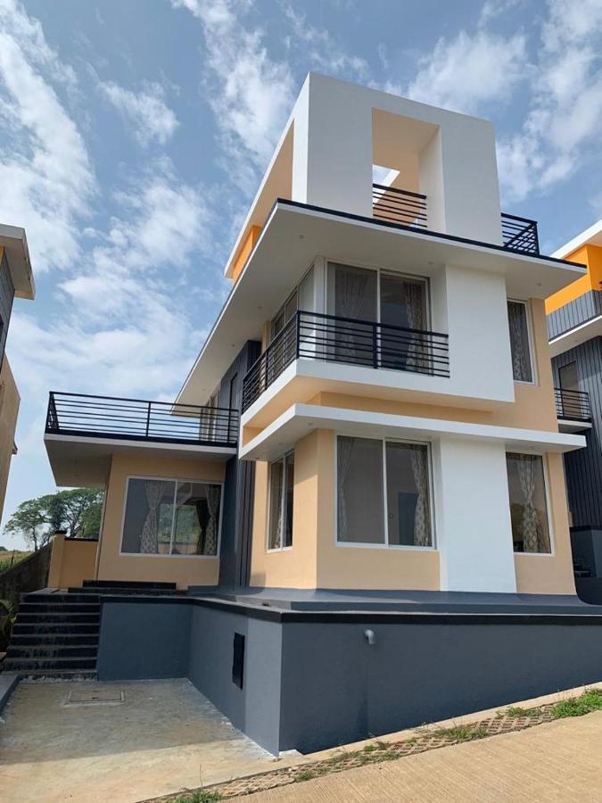 Royal Meadows - Igatpuri Bungalow C Eksteriør billede