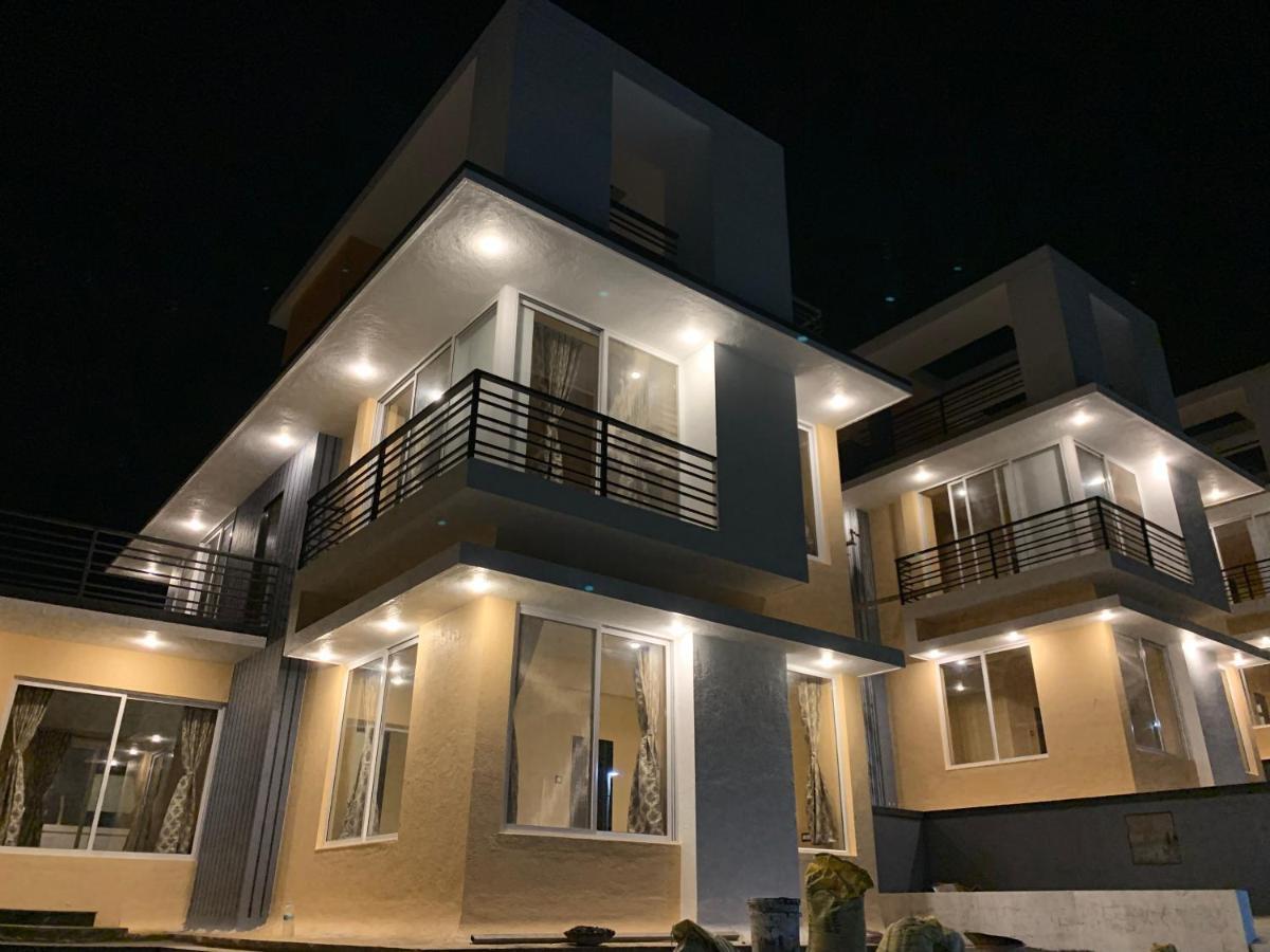 Royal Meadows - Igatpuri Bungalow C Eksteriør billede